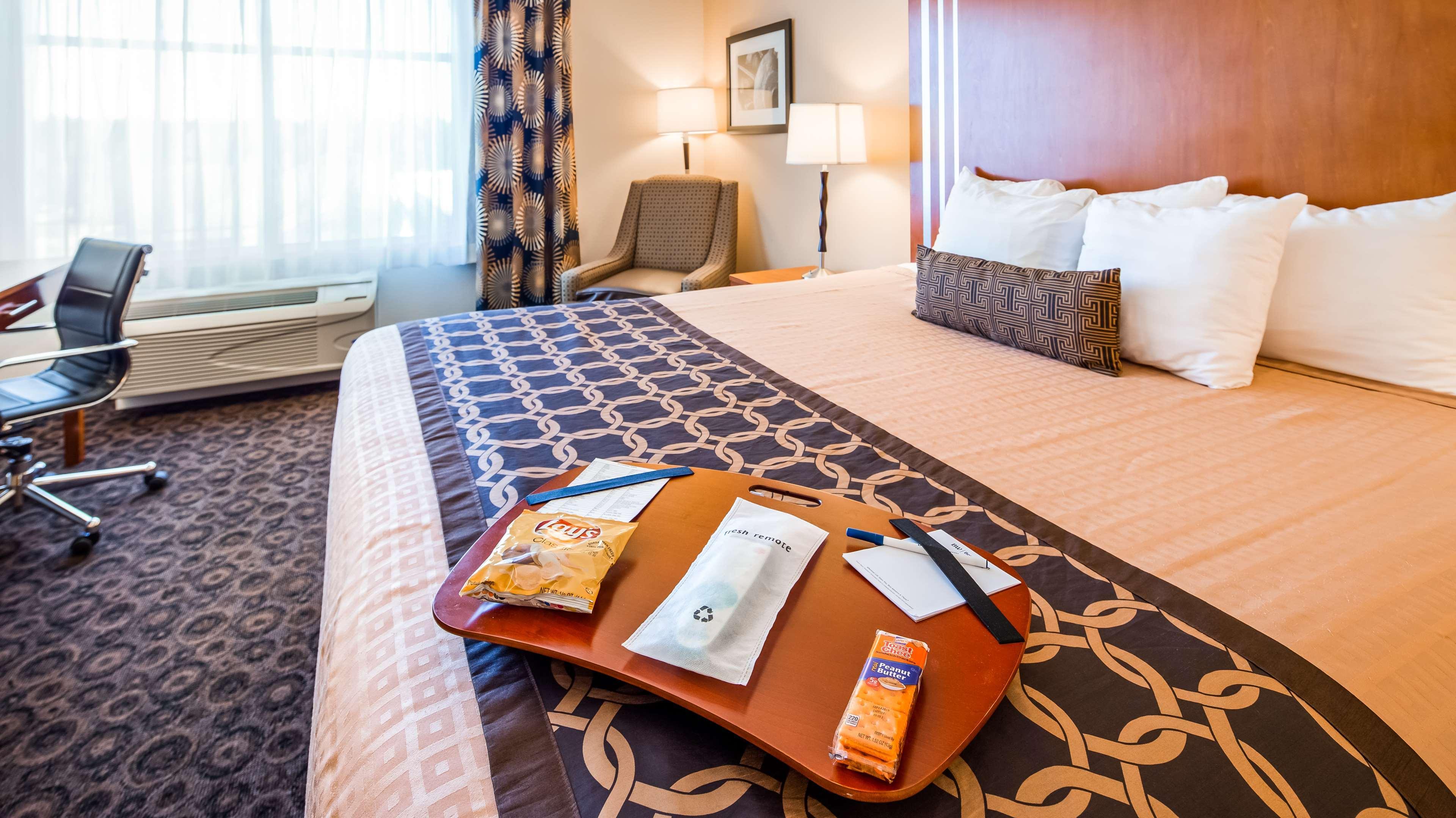 תומאסוויל Best Western Plus Rose City Conference Inn מראה חיצוני תמונה