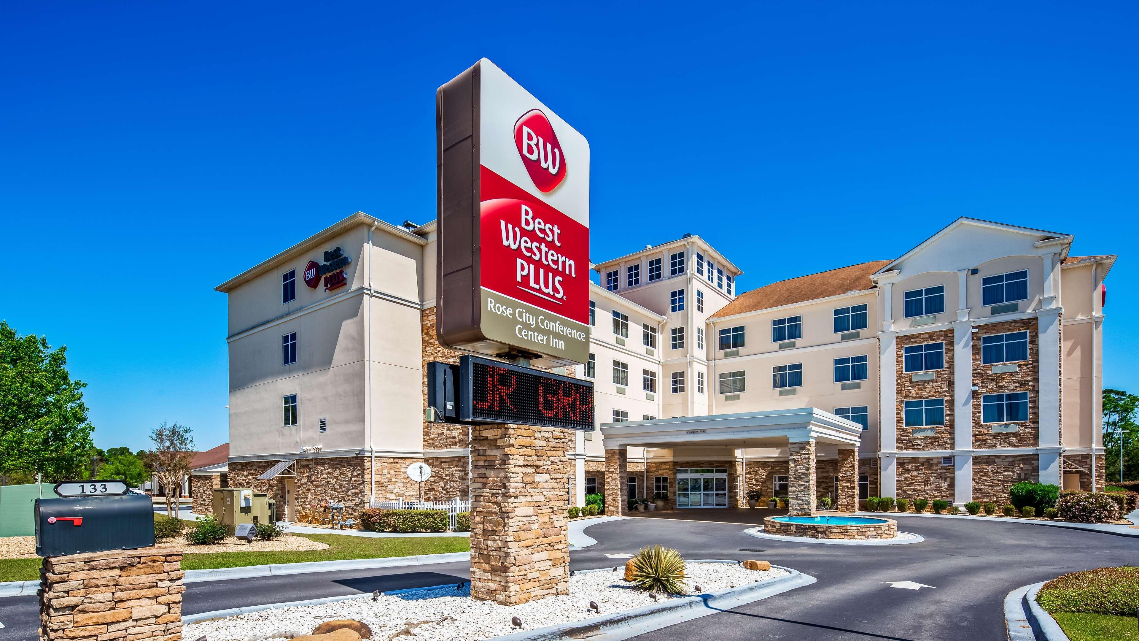 תומאסוויל Best Western Plus Rose City Conference Inn מראה חיצוני תמונה