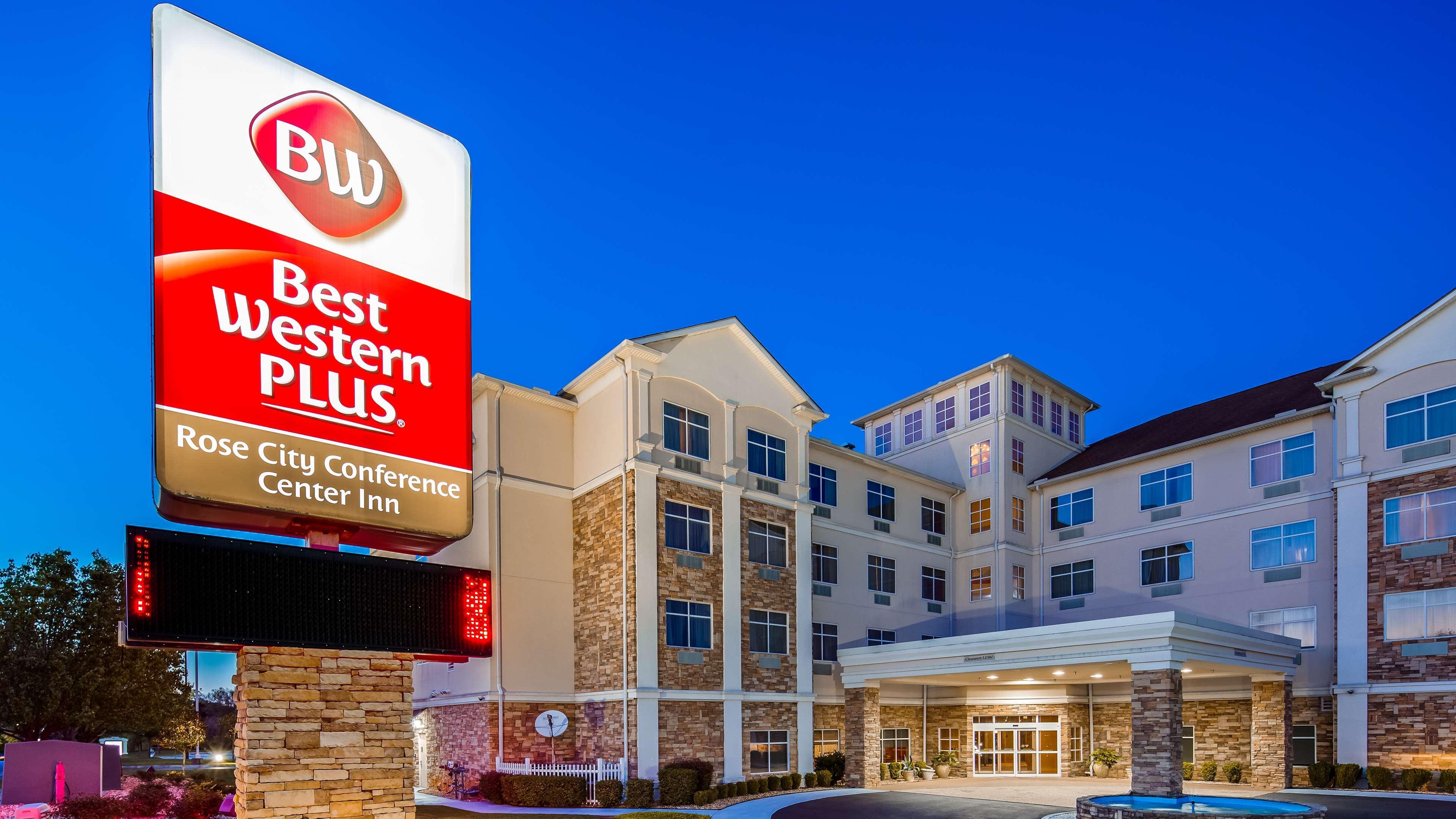 תומאסוויל Best Western Plus Rose City Conference Inn מראה חיצוני תמונה