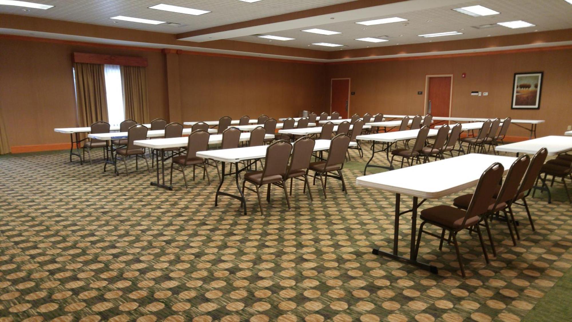 תומאסוויל Best Western Plus Rose City Conference Inn מראה חיצוני תמונה