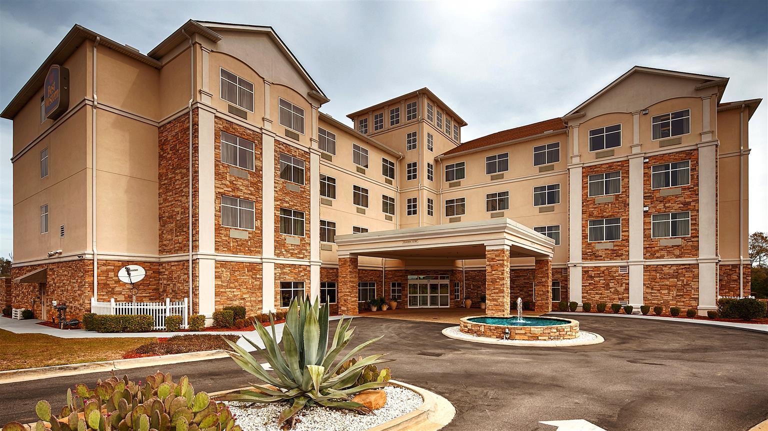 תומאסוויל Best Western Plus Rose City Conference Inn מראה חיצוני תמונה